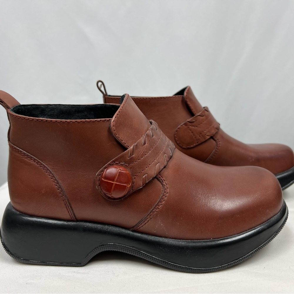 NEW Dansko Classy Low Booties/Clogs